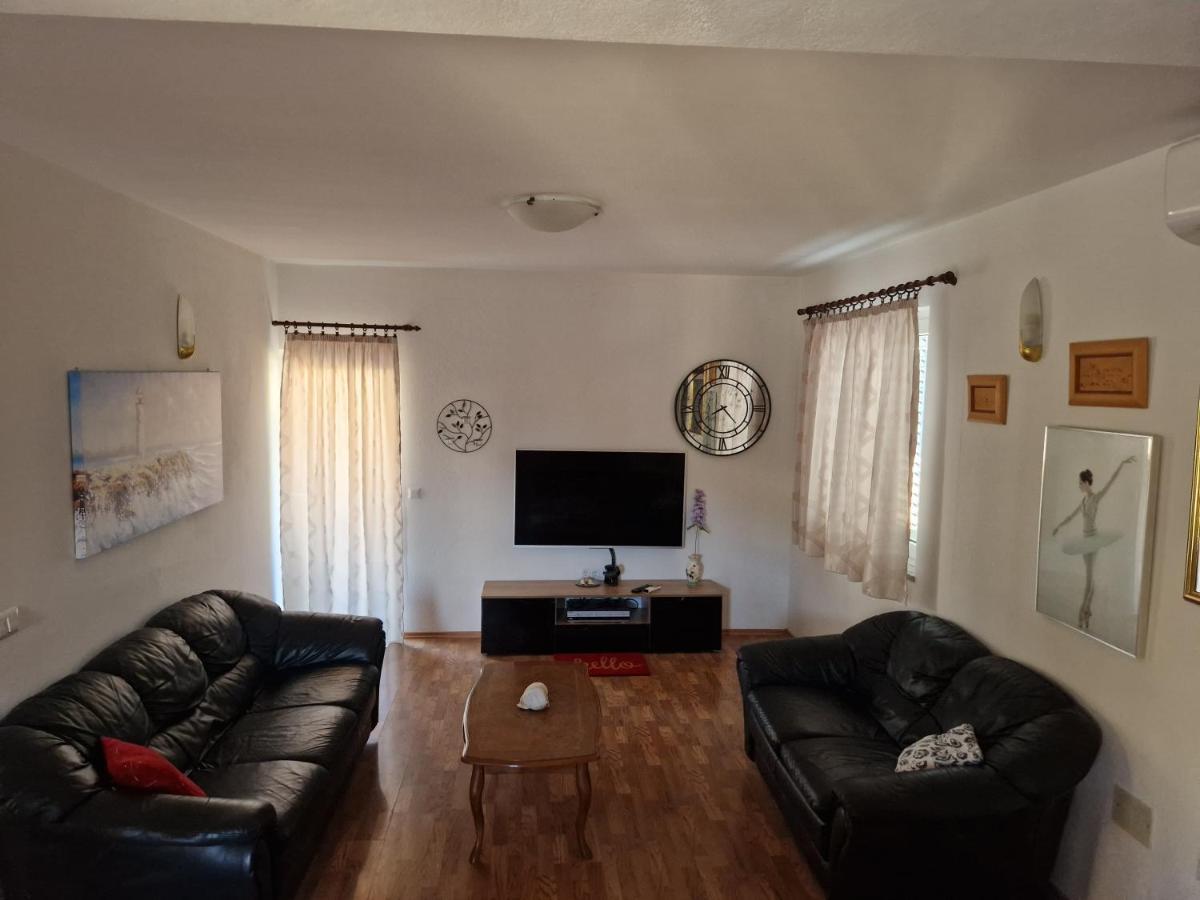 Apartments Jagoda Подстрана Екстериор снимка