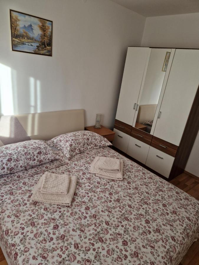 Apartments Jagoda Подстрана Екстериор снимка