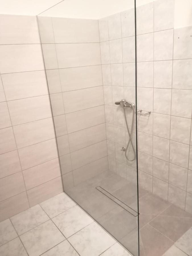 Apartments Jagoda Подстрана Екстериор снимка