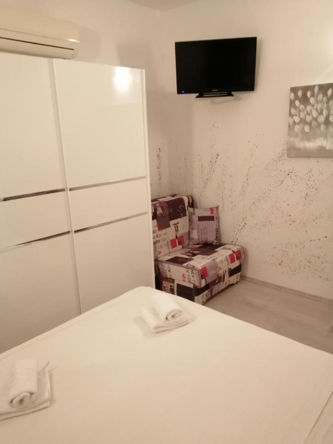 Apartments Jagoda Подстрана Екстериор снимка