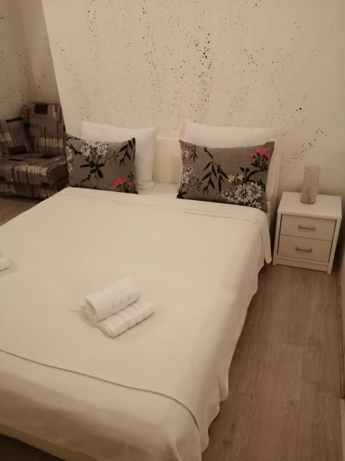 Apartments Jagoda Подстрана Екстериор снимка